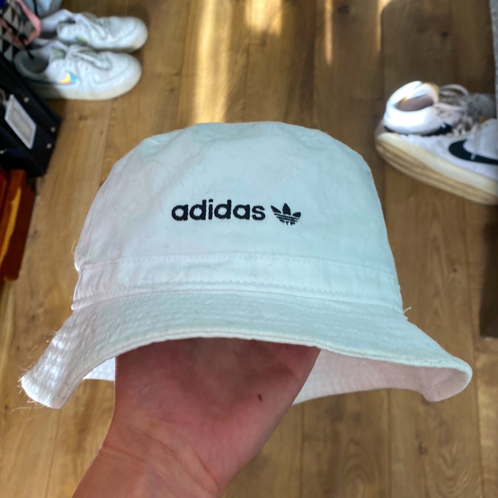 adidas bucket hat